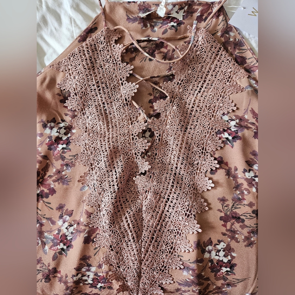Designer tank - Picture 2 of 4